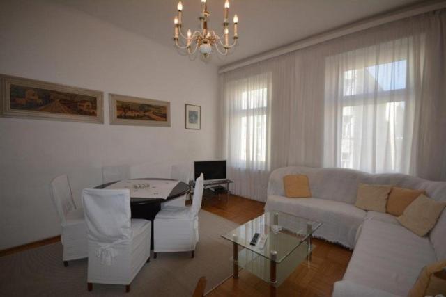 Vienna Holiday Apartments Exterior foto